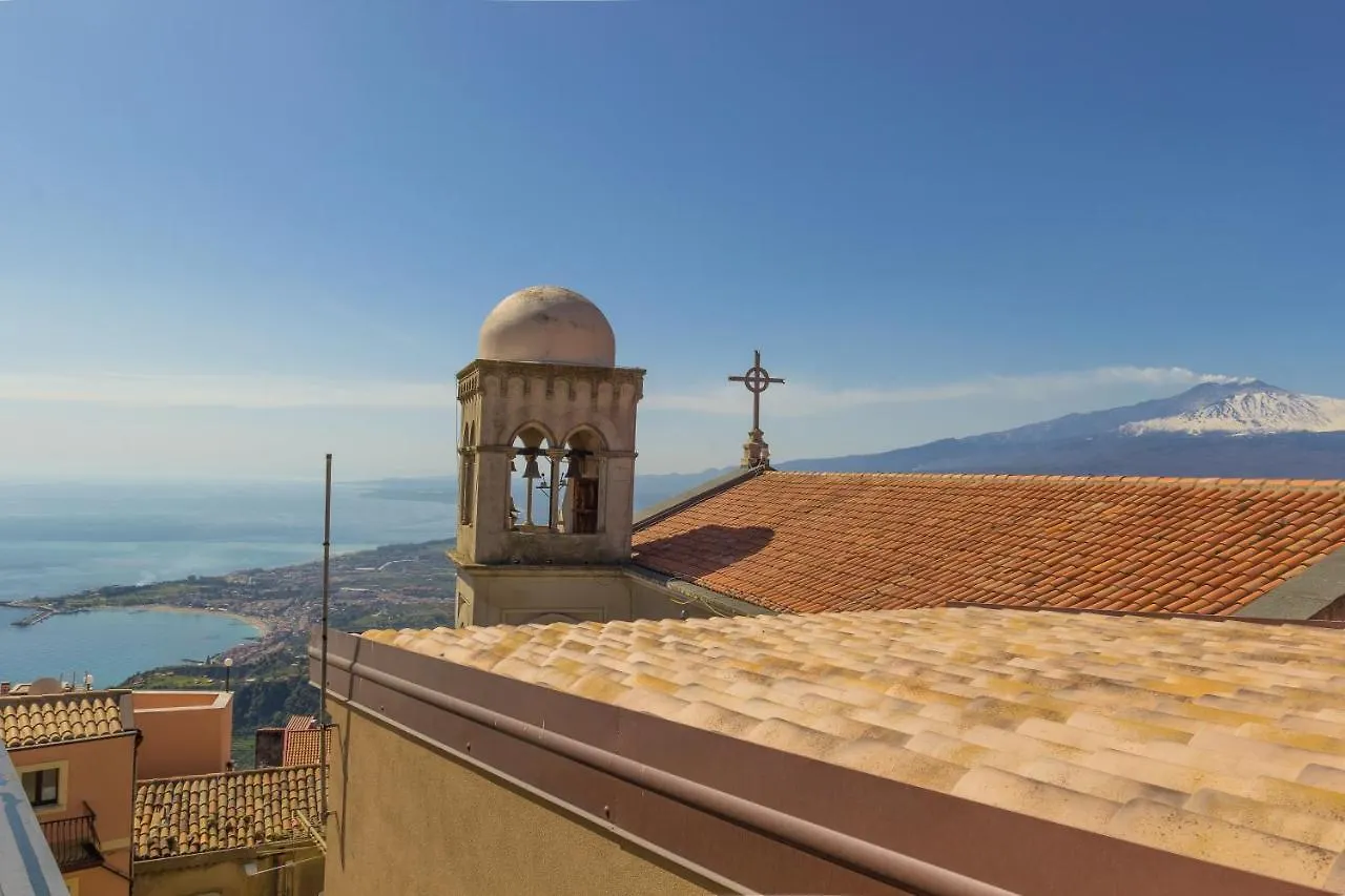 La Casa Di Elvira Lägenhet Giardini Naxos
