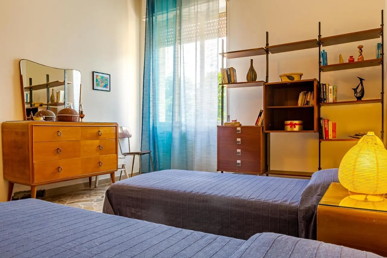 La Casa Di Elvira Lägenhet Giardini Naxos 0*,